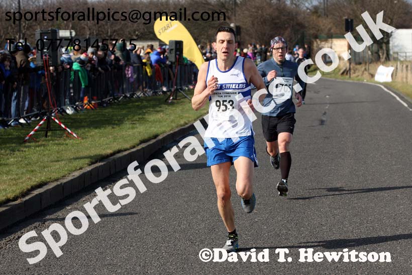 North Tyneside 10k Road Race, Whitley Bay. Photo: David T. Hewitson/Sports for All Pics
